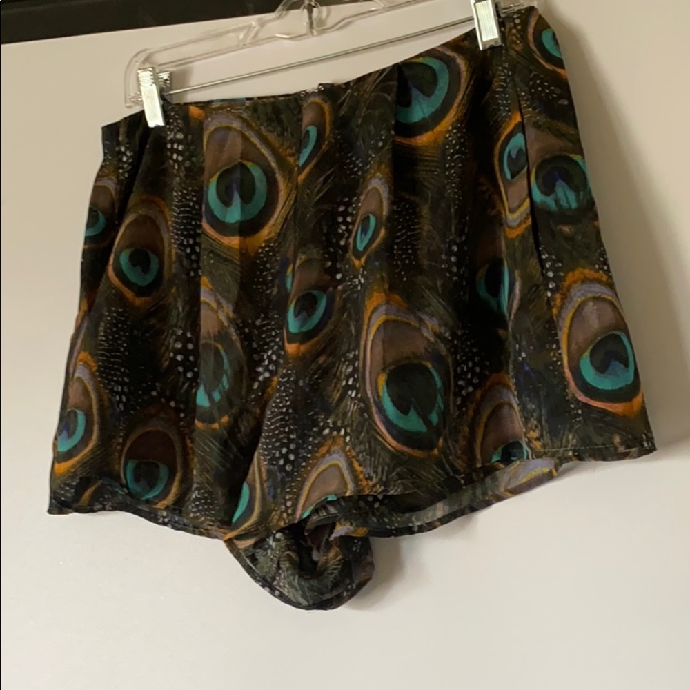 new ❦ Show Me Your Mumu ❦ Feather Sawyer Shorts ❦